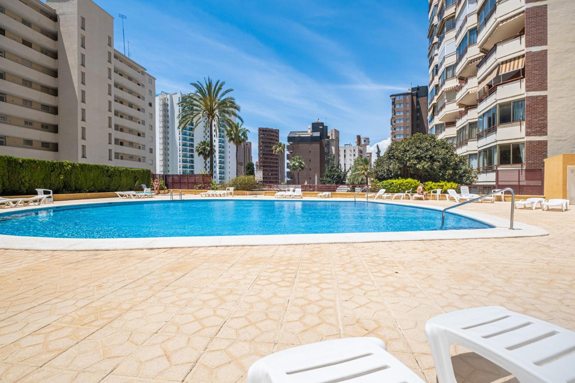 Europa Center 12-B Apartment Levante Beach Бенидорм Екстериор снимка